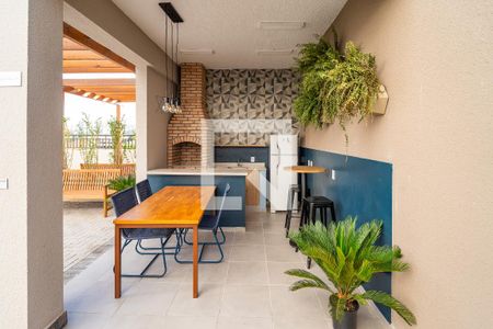 Apartamento para alugar com 39m², 2 quartos e sem vagaÁrea comum - Churrasqueira