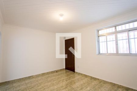 Sala de casa para alugar com 2 quartos, 120m² em Vila Santa Teresa, Santo André