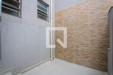 Casa para alugar com 120m², 2 quartos e 1 vaga Casa para alugar com 120m², 2 quartos e 1 vagaQuintal