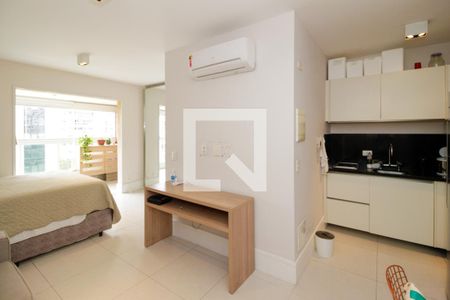 Studio à venda com 37m², 1 quarto e 1 vagaSala/Quarto