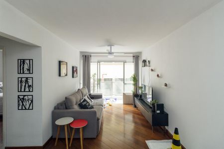 Apartamento à venda com 70m², 2 quartos e 1 vaga Apartamento à venda com 70m², 2 quartos e 1 vagaSala