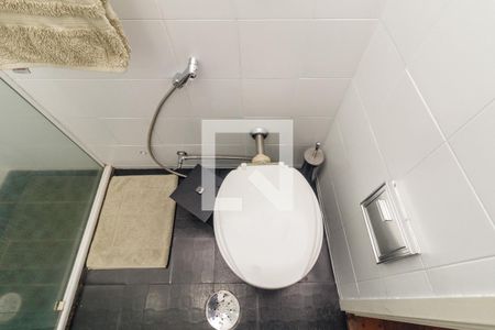 Apartamento à venda com 70m², 2 quartos e 1 vaga Apartamento à venda com 70m², 2 quartos e 1 vagaBanheiro