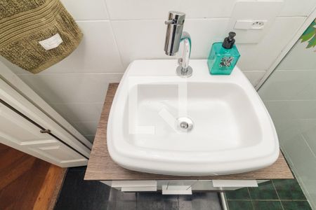 Apartamento à venda com 70m², 2 quartos e 1 vaga Apartamento à venda com 70m², 2 quartos e 1 vagaBanheiro