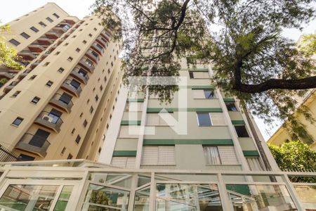 Apartamento à venda com 70m², 2 quartos e 1 vaga Apartamento à venda com 70m², 2 quartos e 1 vagaFachada