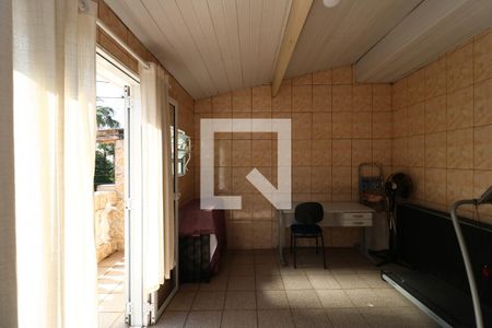 Casa à venda com 162m², 3 quartos e 2 vagasEscritório