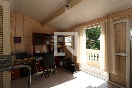 Casa à venda com 162m², 3 quartos e 2 vagasEscritório