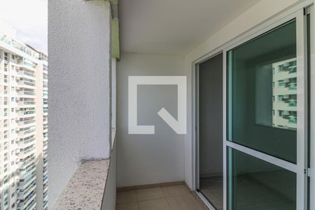 Apartamento à venda com 95m², 2 quartos e 1 vagaSuíte 1 - Varanda