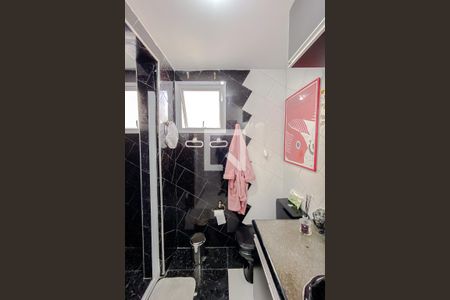 Apartamento à venda com 69m², 2 quartos e 1 vagaBanheiro 2