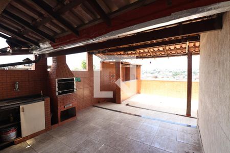 Casa para alugar com 2m², 2 quartos e 1 vagaVaranda