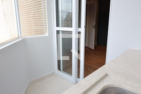 Apartamento à venda com 76m², 2 quartos e 2 vagasVaranda
