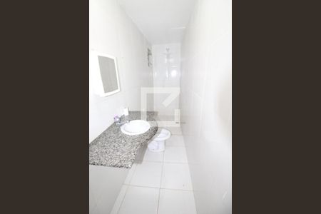 Banheiro da Suíte de casa à venda com 2 quartos, 60m² em Irajá, Rio de Janeiro