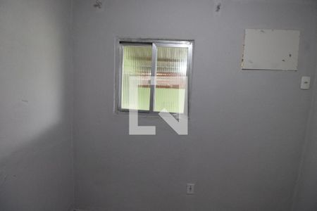 Quarto de casa à venda com 2 quartos, 60m² em Irajá, Rio de Janeiro