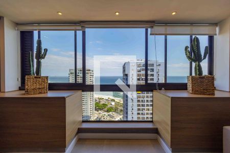 Sala de apartamento à venda com 1 quarto, 62m² em Barra da Tijuca, Rio de Janeiro