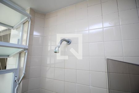 Apartamento à venda com 94m², 3 quartos e sem vagaChuveiro