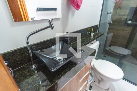 Apartamento à venda com 79m², 2 quartos e 1 vaga Apartamento à venda com 79m², 2 quartos e 1 vagaBanheiro