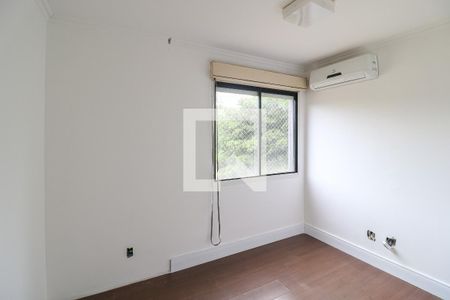 Quarto 2 de apartamento para alugar com 2 quartos, 56m² em Glória, Porto Alegre