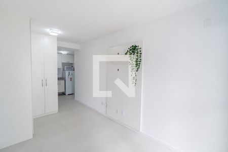 Sala/Quarto de kitnet/studio à venda com 1 quarto, 25m² em Vila Guarani (z Sul), São Paulo