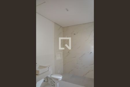 Casa à venda com 400m², 5 quartos e 4 vagasBanheiro da Suíte 2