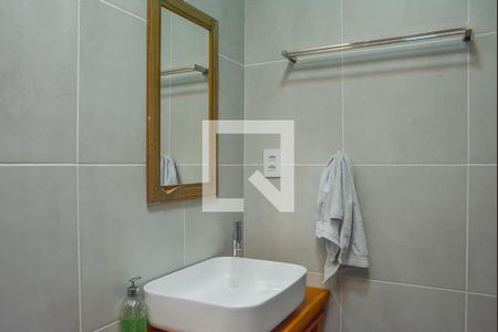 Casa à venda com 400m², 5 quartos e 4 vagasBanheiro 2