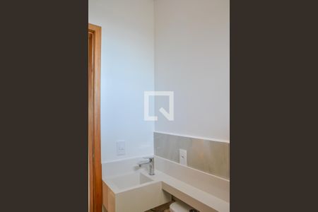 Casa à venda com 400m², 5 quartos e 4 vagasBanheiro