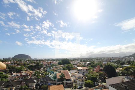 Casa de condomínio para alugar com 250m², 4 quartos e 1 vaga Casa de condomínio para alugar com 250m², 4 quartos e 1 vagaSuíte 2