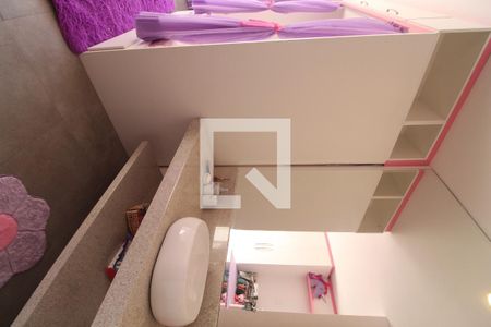 Casa de condomínio para alugar com 250m², 4 quartos e 1 vaga Casa de condomínio para alugar com 250m², 4 quartos e 1 vagaBanheiro da suíte 3