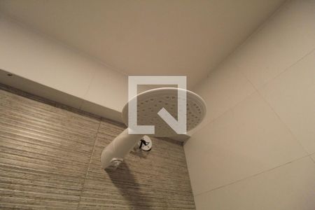 Casa de condomínio para alugar com 250m², 4 quartos e 1 vaga Casa de condomínio para alugar com 250m², 4 quartos e 1 vagaBanheiro Social