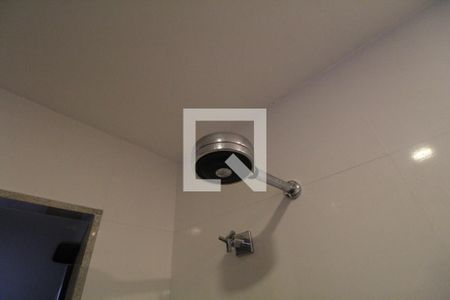 Casa de condomínio para alugar com 250m², 4 quartos e 1 vaga Casa de condomínio para alugar com 250m², 4 quartos e 1 vagaBanheiro da Suíte 4