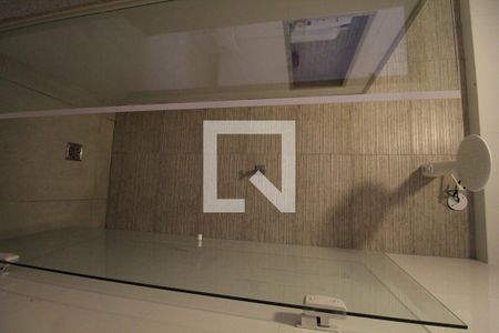 Casa de condomínio para alugar com 250m², 4 quartos e 1 vaga Casa de condomínio para alugar com 250m², 4 quartos e 1 vagaBanheiro Social