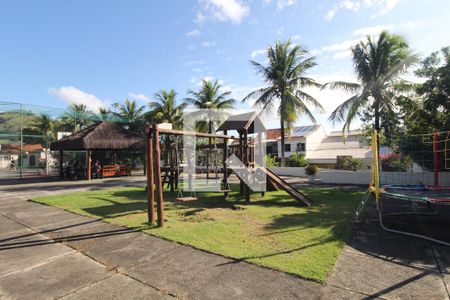 Casa de condomínio para alugar com 250m², 4 quartos e 1 vaga Casa de condomínio para alugar com 250m², 4 quartos e 1 vagaÁrea comum - Playground