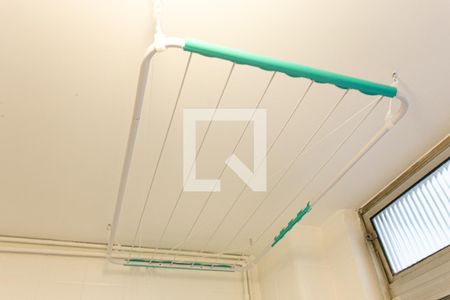 Apartamento à venda com 98m², 2 quartos e 1 vaga Apartamento à venda com 98m², 2 quartos e 1 vagaÁrea de Serviço - Varal