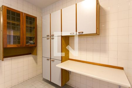 Apartamento à venda com 98m², 2 quartos e 1 vaga Apartamento à venda com 98m², 2 quartos e 1 vagaCozinha