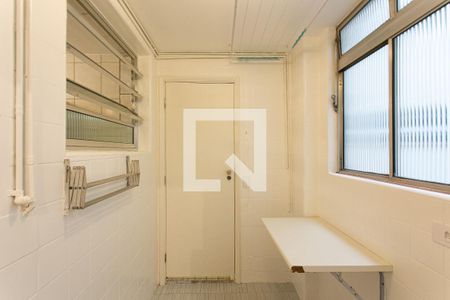 Apartamento à venda com 98m², 2 quartos e 1 vaga Apartamento à venda com 98m², 2 quartos e 1 vagaÁrea de Serviço