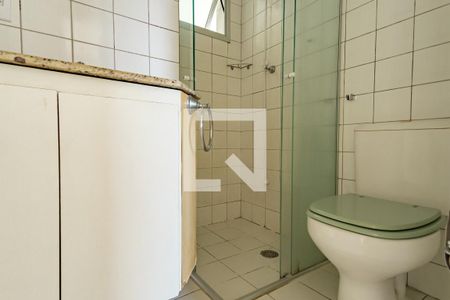 Apartamento à venda com 60m², 3 quartos e 1 vaga Apartamento à venda com 60m², 3 quartos e 1 vagaBanheiro
