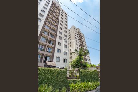 Apartamento à venda com 60m², 3 quartos e 1 vaga Apartamento à venda com 60m², 3 quartos e 1 vagaFachada