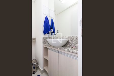 Lavabo de apartamento para alugar com 1 quarto, 43m² em Jardim Aeroporto, São Paulo