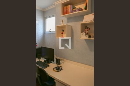 Apartamento à venda com 115m², 3 quartos e 1 vagaEscritório