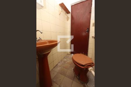 Banheiro de casa para alugar com 1 quarto, 125m² em Jardim Santa Adélia, São Paulo