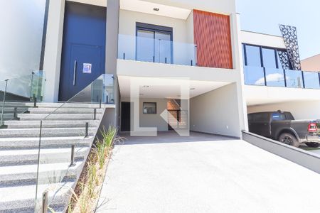 Casa de condomínio à venda com 200m², 3 quartos e 2 vagasFachada