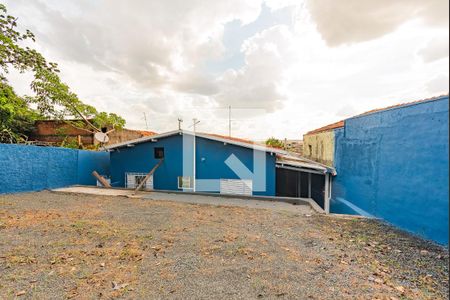 Casa à venda com 201m², 4 quartos e 2 vagas Casa à venda com 201m², 4 quartos e 2 vagasCasa 2- Quintal