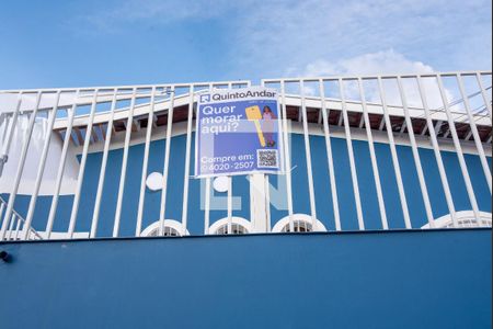 Casa à venda com 201m², 4 quartos e 2 vagas Casa à venda com 201m², 4 quartos e 2 vagasPlaquinha