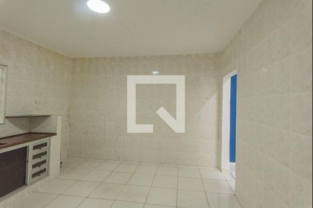 Casa à venda com 201m², 4 quartos e 2 vagas Casa à venda com 201m², 4 quartos e 2 vagasCozinha