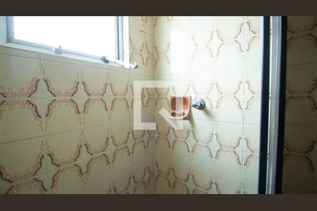 Apartamento à venda com 72m², 2 quartos e 1 vagaDetalhe do banheiro