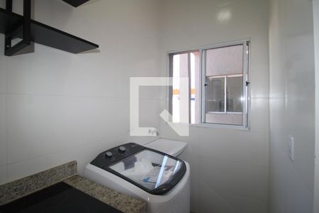 Sala / Cozinha de apartamento para alugar com 1 quarto, 30m² em Carandiru, São Paulo