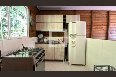 Casa para alugar com 58m², 2 quartos e 2 vagasCozinha