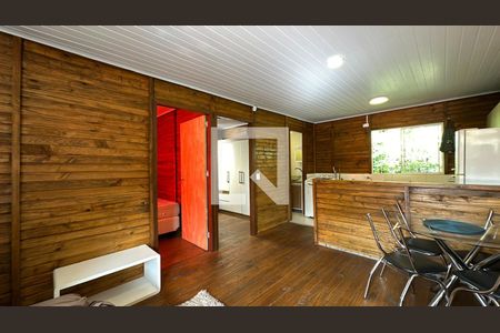 Sala de casa para alugar com 2 quartos, 58m² em Pilarzinho, Curitiba