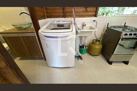 Casa para alugar com 58m², 2 quartos e 2 vagasÁrea de Serviço