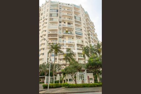 Apartamento para alugar com 77m², 2 quartos e 2 vagas Apartamento para alugar com 77m², 2 quartos e 2 vagasFachada