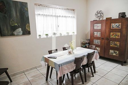 Casa à venda com 630m², 3 quartos e 4 vagasCopa