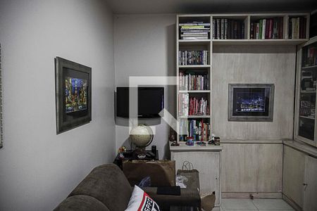 Casa à venda com 630m², 3 quartos e 4 vagasEscritório